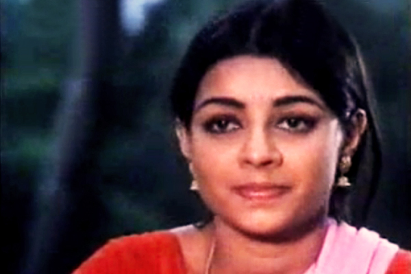 Neelima's debut in Kaliyil Alpam Karyam (1984)